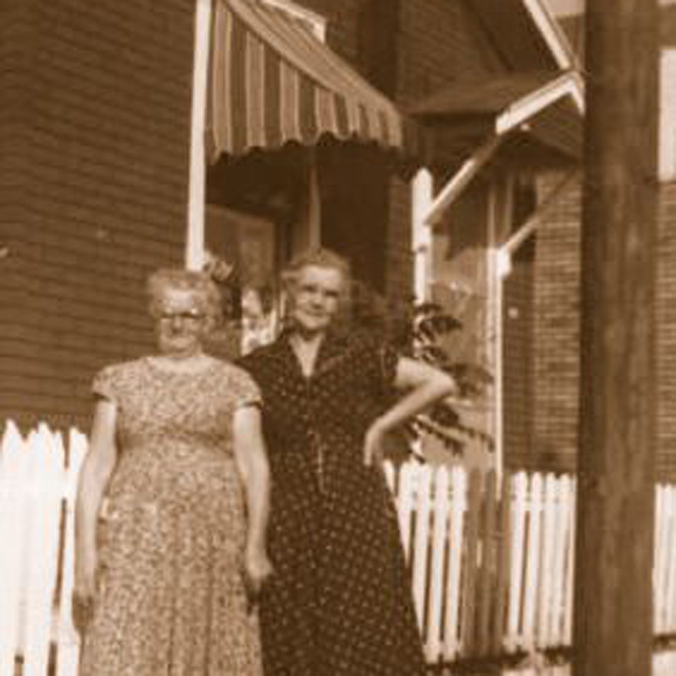  Bessie Lee Martin and unknown friend - Contributed By: Julie Click
