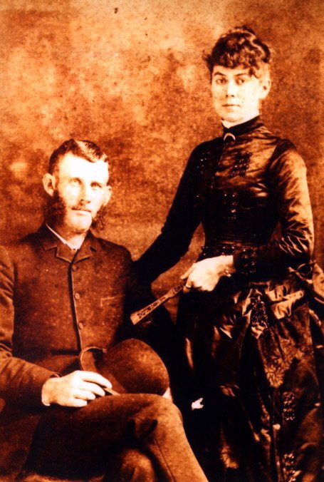 JPG Picture of Horace William and Mattie Lee LaMaster Hill.