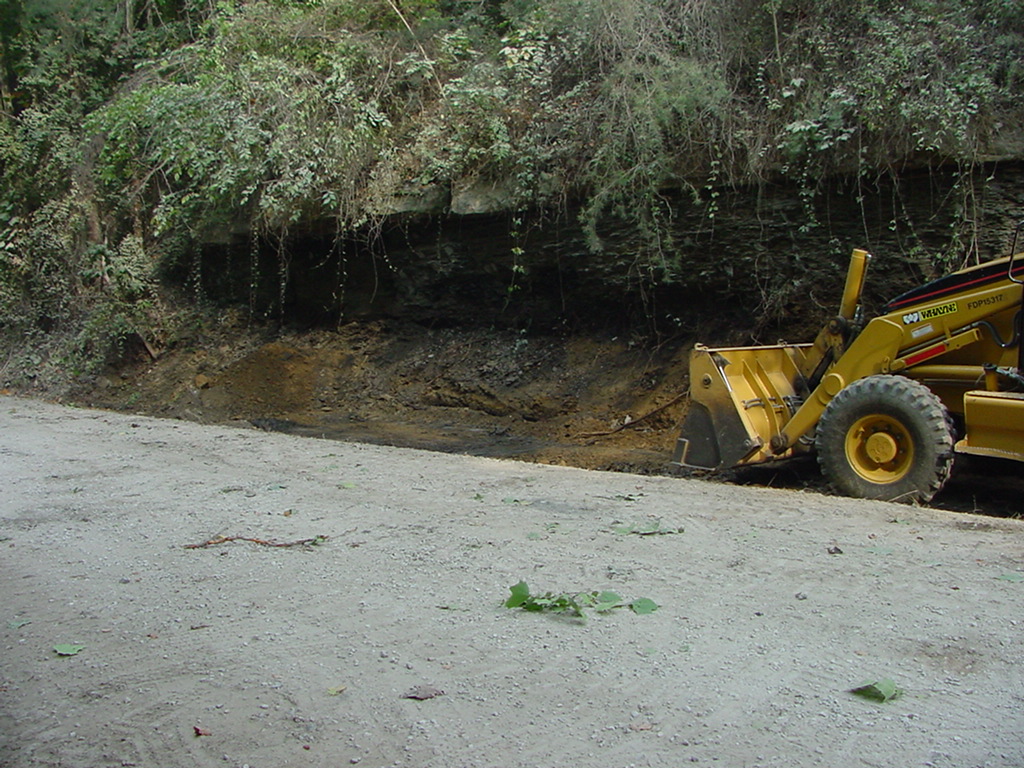 Trail_Construction_Aug_20_2008_08.JPG