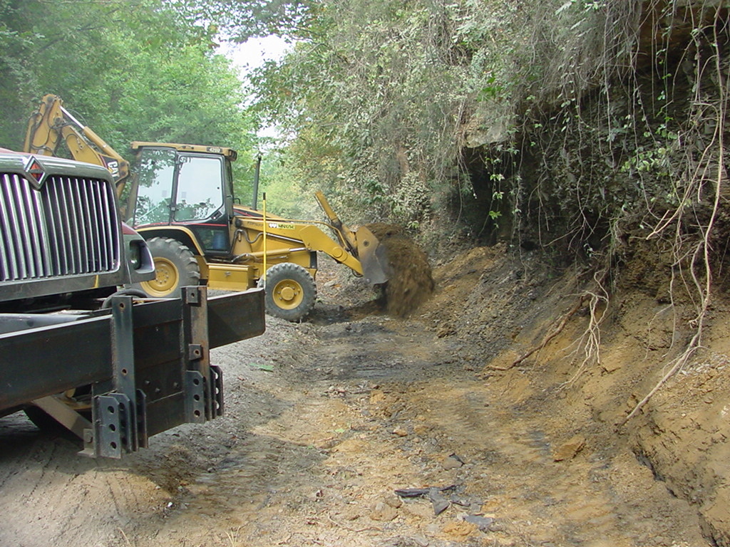 Trail_Construction_Aug_20_2008_09.JPG