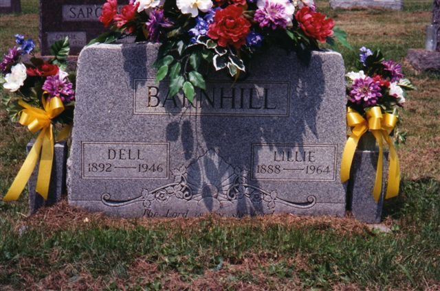 Barnhill_Dell_and_Lillie.jpg