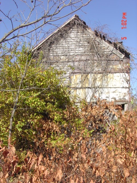 Pleasant_Valley_old_house_03.JPG