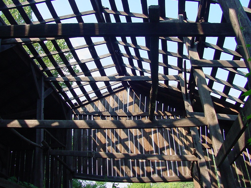 Ross_Chapel_barn_05.JPG