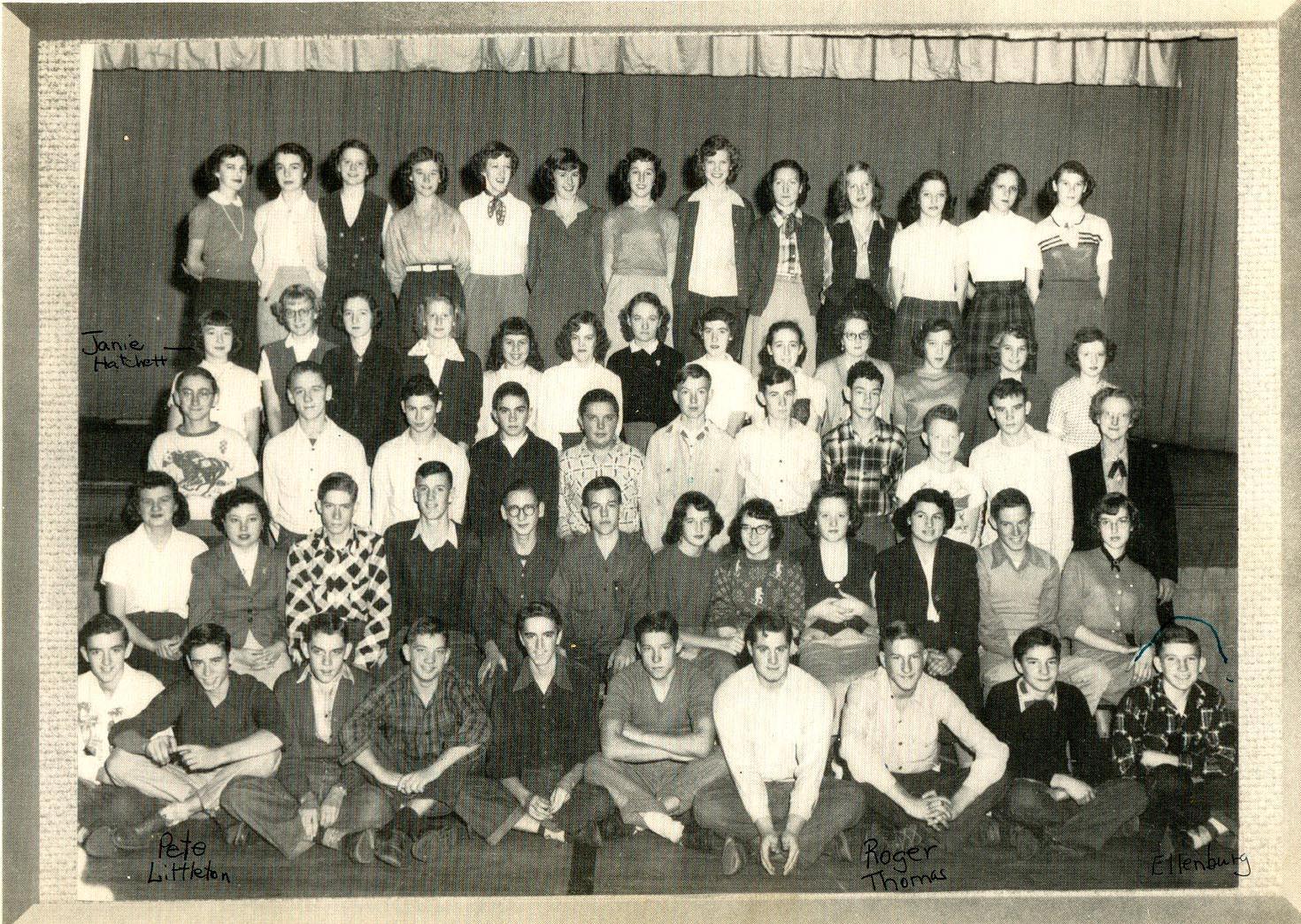 dPHS_Sophomores_1952.jpg