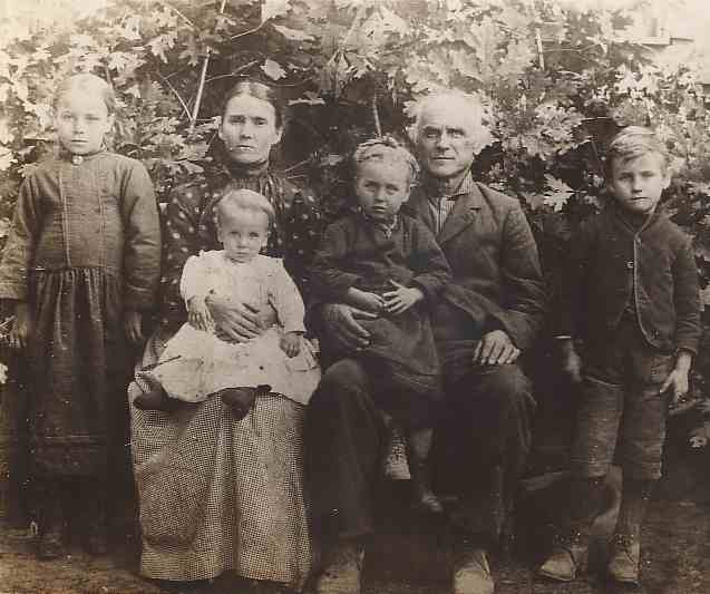 The Daniel Boone Cottle Family of Morgan County Kentucky